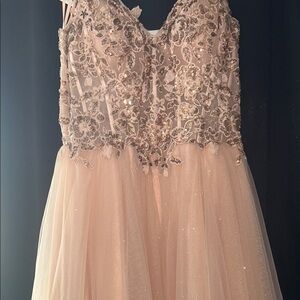 Embellished Blush Tulle Formal Dress with Floral Appliqué